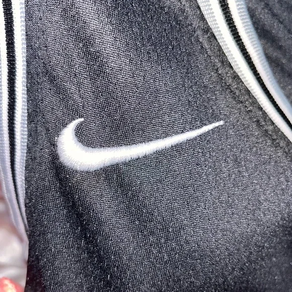 Nike NBA Authentics Tim Duncan Spurs Jersey - Picture 8 of 12